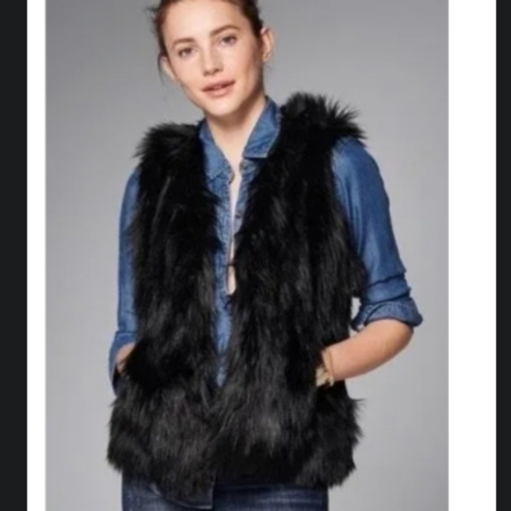 Abercrombie & Fitch Faux Fur Open Front Vest Black Size XS - Picture 11 of 11